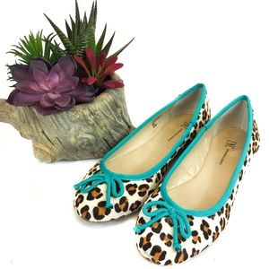 New with Box INC Paloma Womens Flat US Size 6